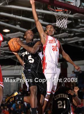 Thumbnail 2 in Commerce vs Central (Spalding Hoophall Classic) photogallery.