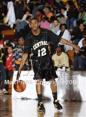Thumbnail 3 in Commerce vs Central (Spalding Hoophall Classic) photogallery.
