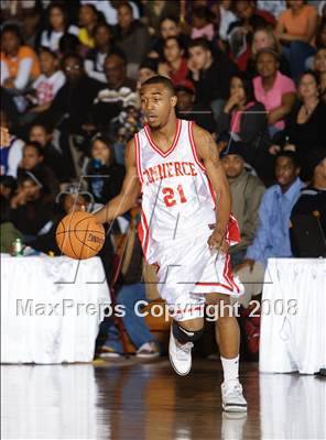 Thumbnail 2 in Commerce vs Central (Spalding Hoophall Classic) photogallery.