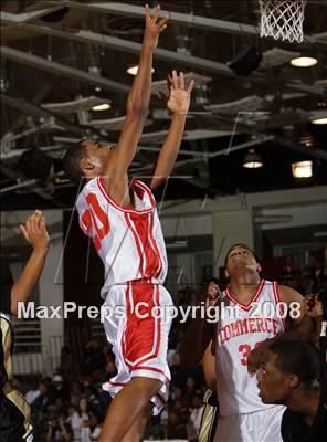 Thumbnail 3 in Commerce vs Central (Spalding Hoophall Classic) photogallery.