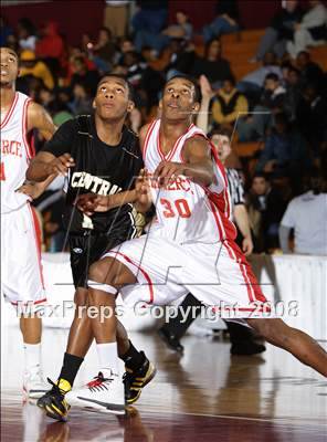Thumbnail 1 in Commerce vs Central (Spalding Hoophall Classic) photogallery.