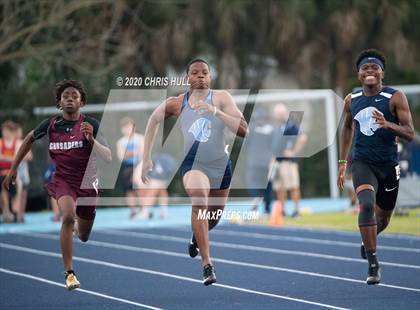 Thumbnail 1 in Berkeley Prep Track and Field invitational photogallery.