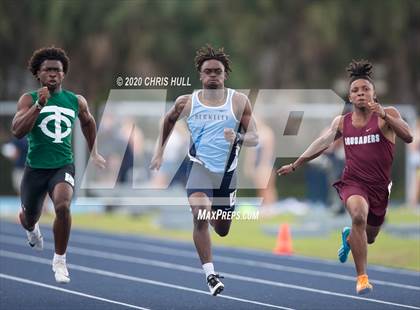 Thumbnail 3 in Berkeley Prep Track and Field invitational photogallery.