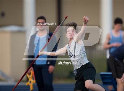 Thumbnail 1 in Berkeley Prep Track and Field invitational photogallery.