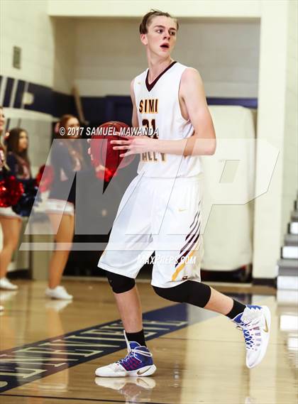 Thumbnail 1 in Simi Valley vs Coronado photogallery.