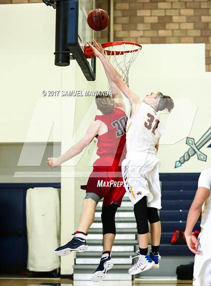 Thumbnail 3 in Simi Valley vs Coronado photogallery.