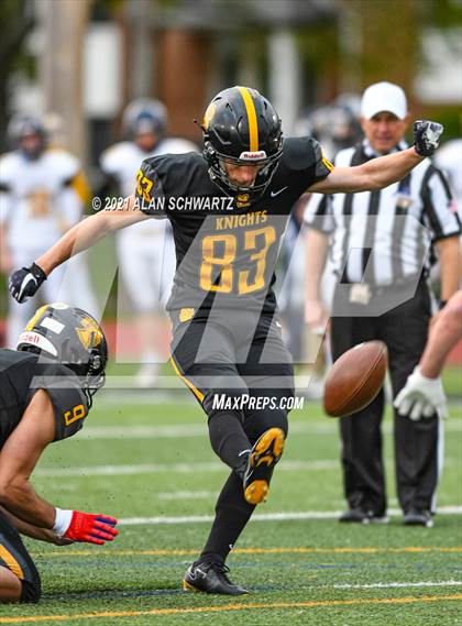 Thumbnail 1 in Victor @ McQuaid Jesuit (NYSPHSAA Section 5 Class AA Football Final) photogallery.