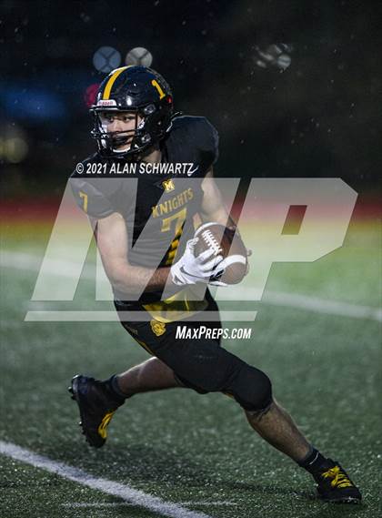 Thumbnail 3 in Victor @ McQuaid Jesuit (NYSPHSAA Section 5 Class AA Football Final) photogallery.