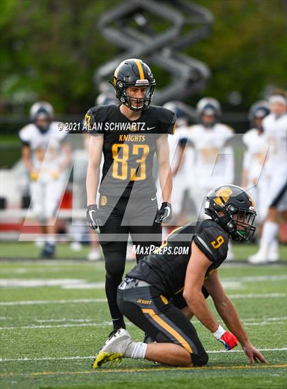 Thumbnail 3 in Victor @ McQuaid Jesuit (NYSPHSAA Section 5 Class AA Football Final) photogallery.