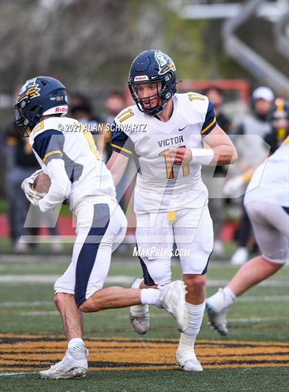 Thumbnail 3 in Victor @ McQuaid Jesuit (NYSPHSAA Section 5 Class AA Football Final) photogallery.
