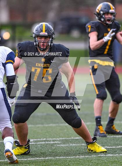 Thumbnail 2 in Victor @ McQuaid Jesuit (NYSPHSAA Section 5 Class AA Football Final) photogallery.