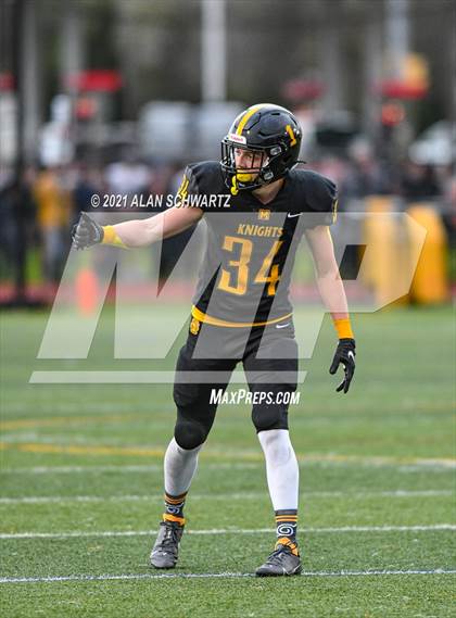 Thumbnail 2 in Victor @ McQuaid Jesuit (NYSPHSAA Section 5 Class AA Football Final) photogallery.
