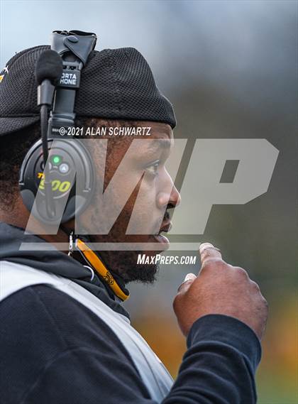 Thumbnail 3 in Victor @ McQuaid Jesuit (NYSPHSAA Section 5 Class AA Football Final) photogallery.