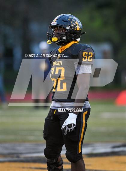 Thumbnail 3 in Victor @ McQuaid Jesuit (NYSPHSAA Section 5 Class AA Football Final) photogallery.