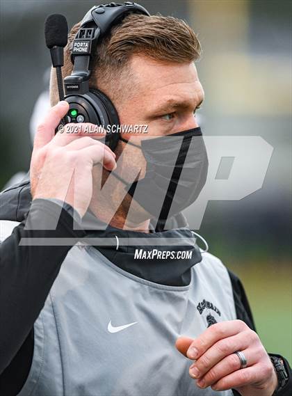 Thumbnail 3 in Victor @ McQuaid Jesuit (NYSPHSAA Section 5 Class AA Football Final) photogallery.