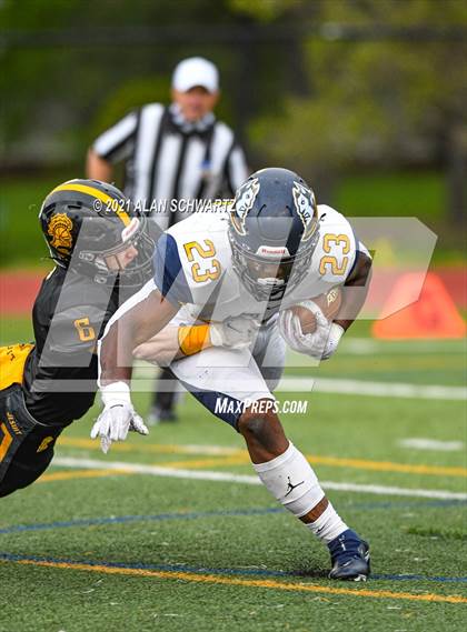 Thumbnail 1 in Victor @ McQuaid Jesuit (NYSPHSAA Section 5 Class AA Football Final) photogallery.