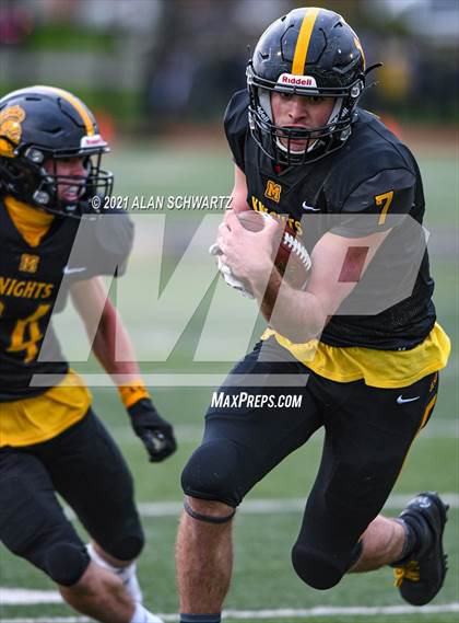 Thumbnail 1 in Victor @ McQuaid Jesuit (NYSPHSAA Section 5 Class AA Football Final) photogallery.