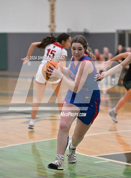 Thumbnail 3 in Pinellas County Girls All Star Varsity photogallery.