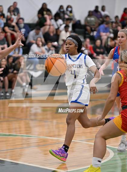 Thumbnail 3 in Pinellas County Girls All Star Varsity photogallery.