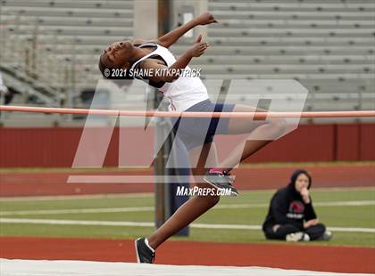 Thumbnail 2 in Carter Shootout photogallery.