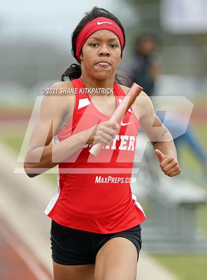 Thumbnail 3 in Carter Shootout photogallery.