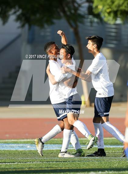 Thumbnail 2 in El Camino Real @ Crescenta Valley photogallery.