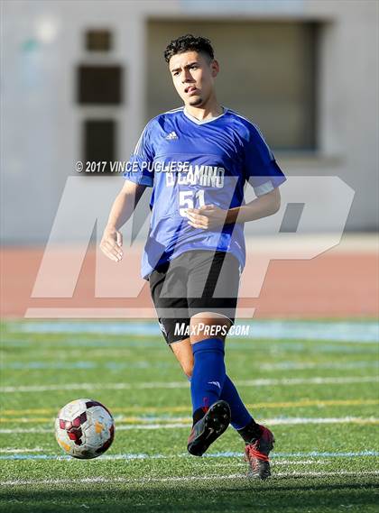 Thumbnail 3 in El Camino Real @ Crescenta Valley photogallery.
