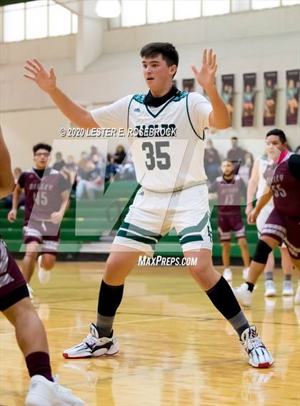 Thumbnail 2 in Dilley @ Luling photogallery.