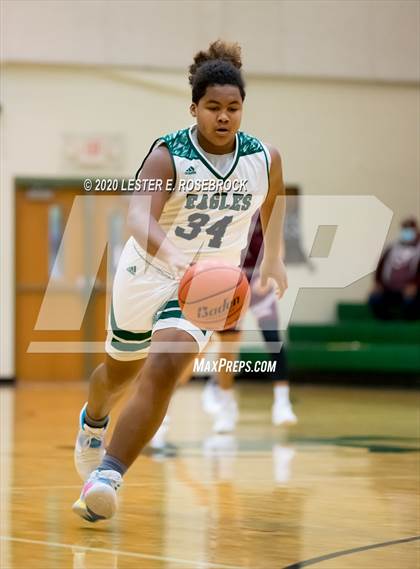 Thumbnail 2 in Dilley @ Luling photogallery.