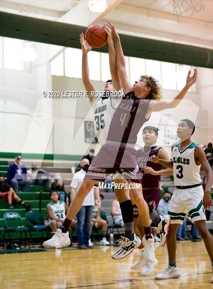 Thumbnail 1 in Dilley @ Luling photogallery.