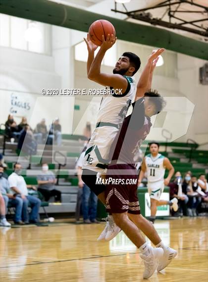Thumbnail 2 in Dilley @ Luling photogallery.