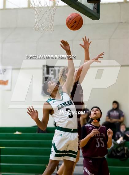 Thumbnail 1 in Dilley @ Luling photogallery.
