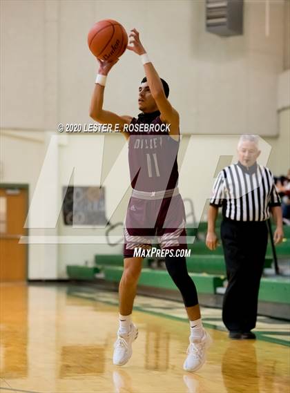 Thumbnail 3 in Dilley @ Luling photogallery.