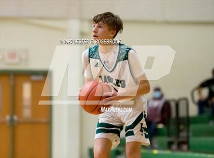 Thumbnail 3 in Dilley @ Luling photogallery.