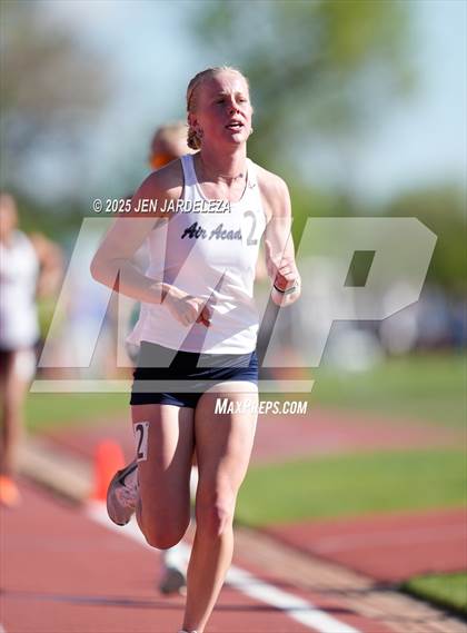 Thumbnail 2 in CHSAA Finals 4A (3200 Meter) photogallery.