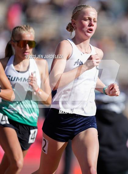 Thumbnail 1 in CHSAA Finals 4A (3200 Meter) photogallery.