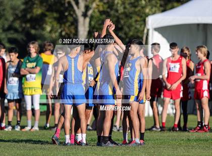 Thumbnail 2 in UIL Cross Country 2A Finals (5K) photogallery.