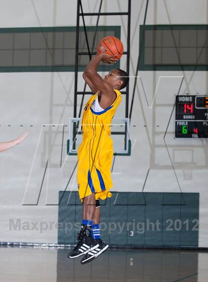 Thumbnail 2 in Creekview vs Samuel (Carrollton-Farmers Branch Basketball Classic) photogallery.