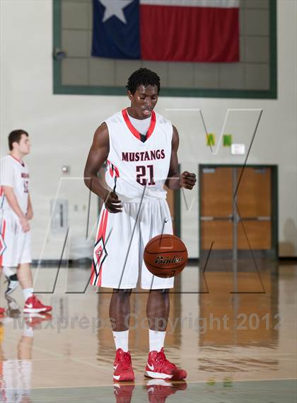 Thumbnail 2 in Creekview vs Samuel (Carrollton-Farmers Branch Basketball Classic) photogallery.