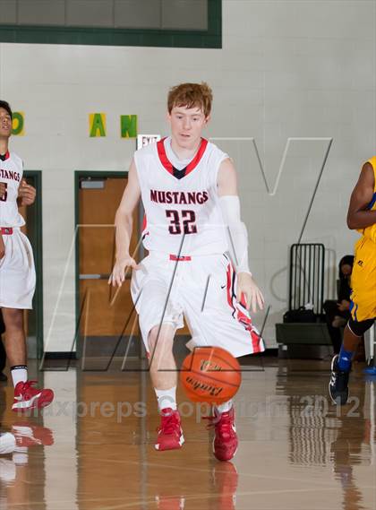 Thumbnail 3 in Creekview vs Samuel (Carrollton-Farmers Branch Basketball Classic) photogallery.