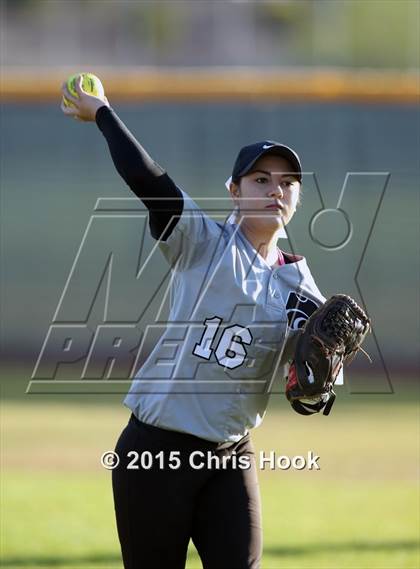 Thumbnail 2 in Mountain View v Desert View (Tucson Badger Invitational) photogallery.