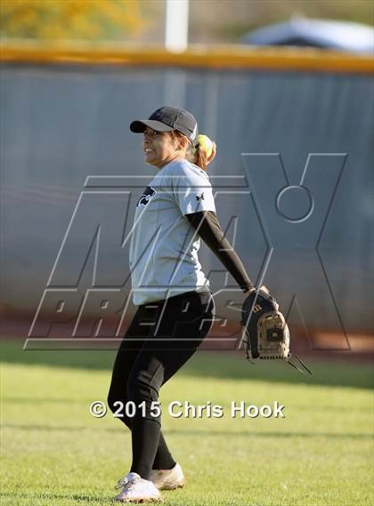 Thumbnail 2 in Mountain View v Desert View (Tucson Badger Invitational) photogallery.