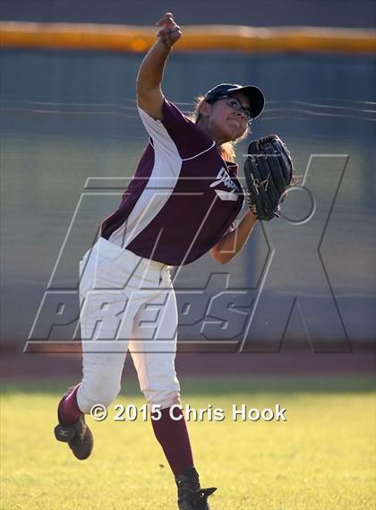 Thumbnail 3 in Mountain View v Desert View (Tucson Badger Invitational) photogallery.