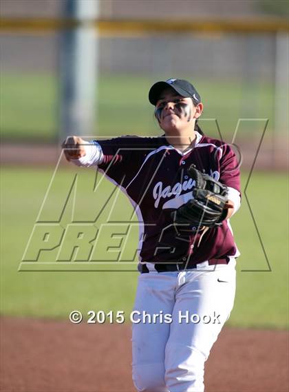 Thumbnail 1 in Mountain View v Desert View (Tucson Badger Invitational) photogallery.