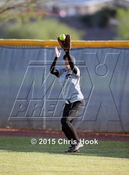 Thumbnail 2 in Mountain View v Desert View (Tucson Badger Invitational) photogallery.