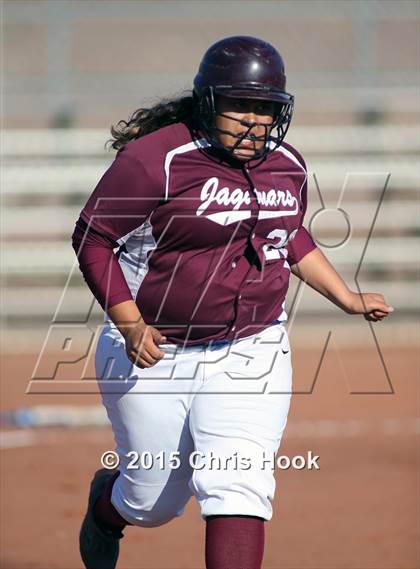 Thumbnail 2 in Mountain View v Desert View (Tucson Badger Invitational) photogallery.