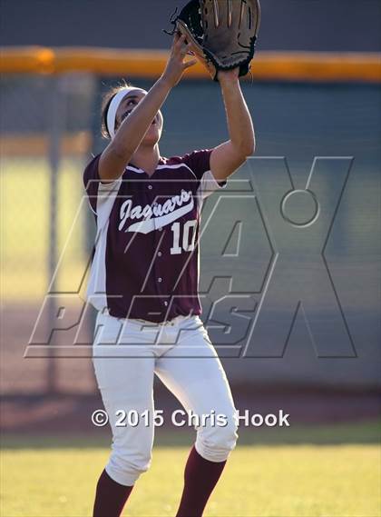 Thumbnail 3 in Mountain View v Desert View (Tucson Badger Invitational) photogallery.