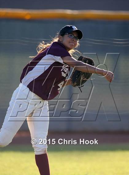 Thumbnail 1 in Mountain View v Desert View (Tucson Badger Invitational) photogallery.