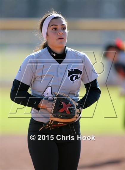 Thumbnail 2 in Mountain View v Desert View (Tucson Badger Invitational) photogallery.