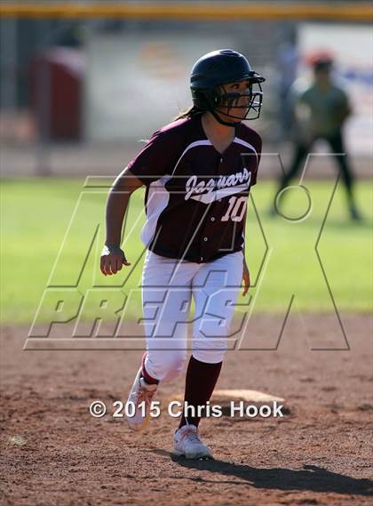 Thumbnail 2 in Mountain View v Desert View (Tucson Badger Invitational) photogallery.